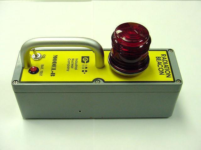 Modelo de farol de radiação B